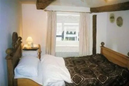 Altes Tageloehnerhaus Von 1510 Mit Garten Und Parkplatz *