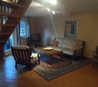 Altes Tageloehnerhaus Von 1510 Mit Garten Und Parkplatz